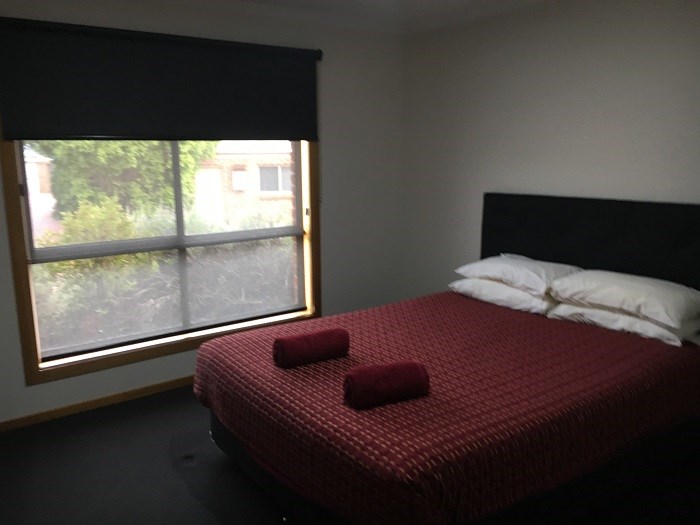 Three Bedrooms at Tarrawingee Holiday Units